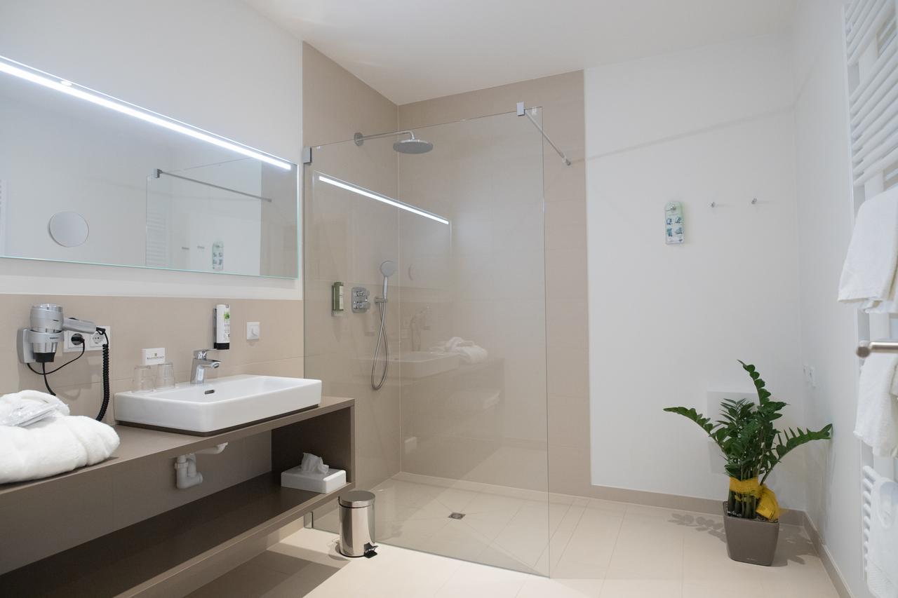 Vitus Steyr Hotel & Spa Suites ภายนอก รูปภาพ