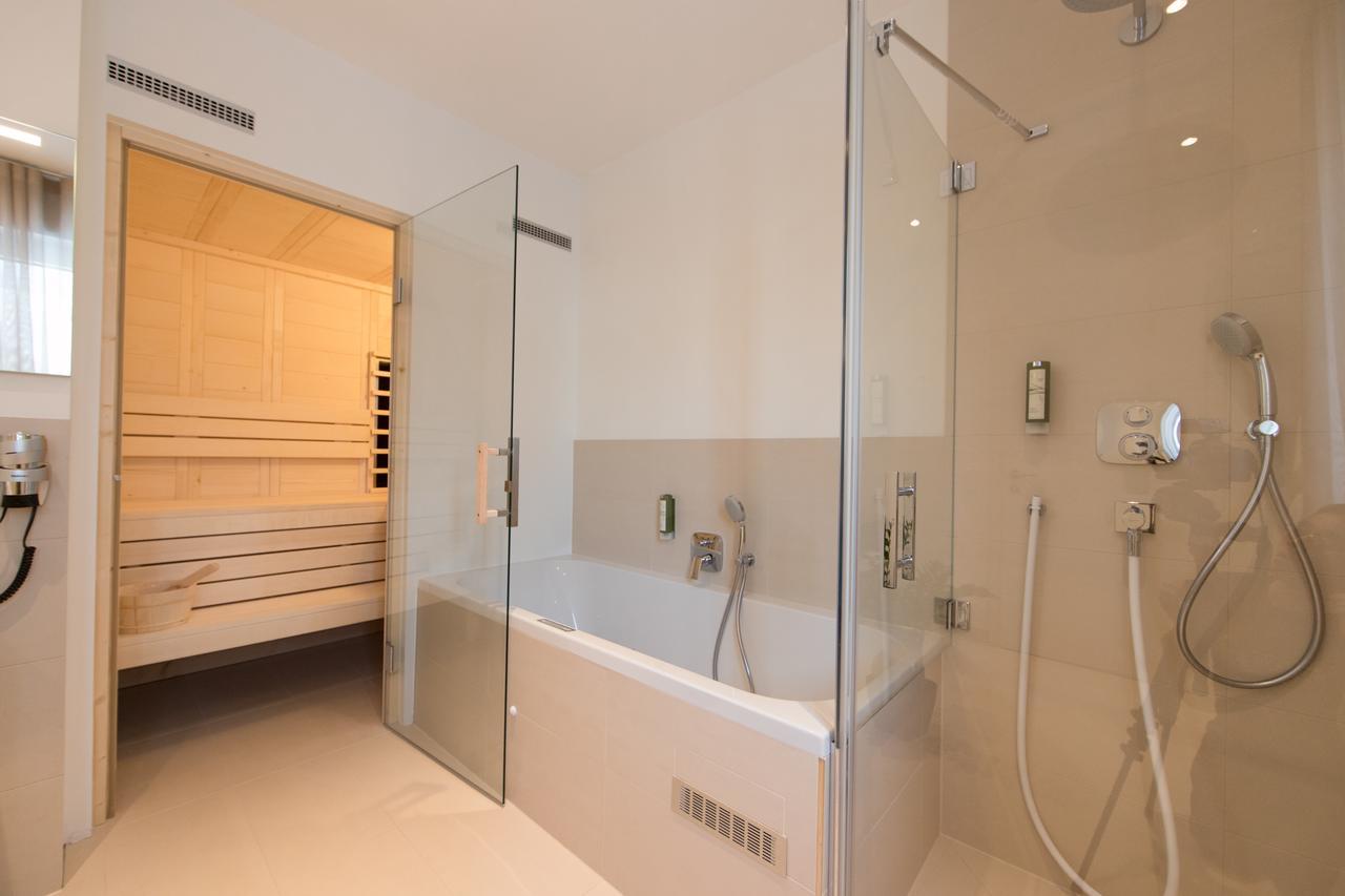 Vitus Steyr Hotel & Spa Suites ภายนอก รูปภาพ